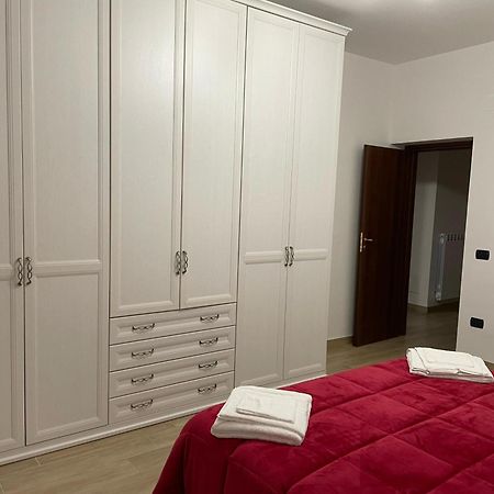 Marta'S Apartment Рокказаро Экстерьер фото