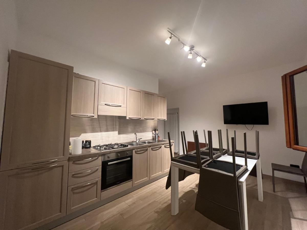 Marta'S Apartment Рокказаро Экстерьер фото