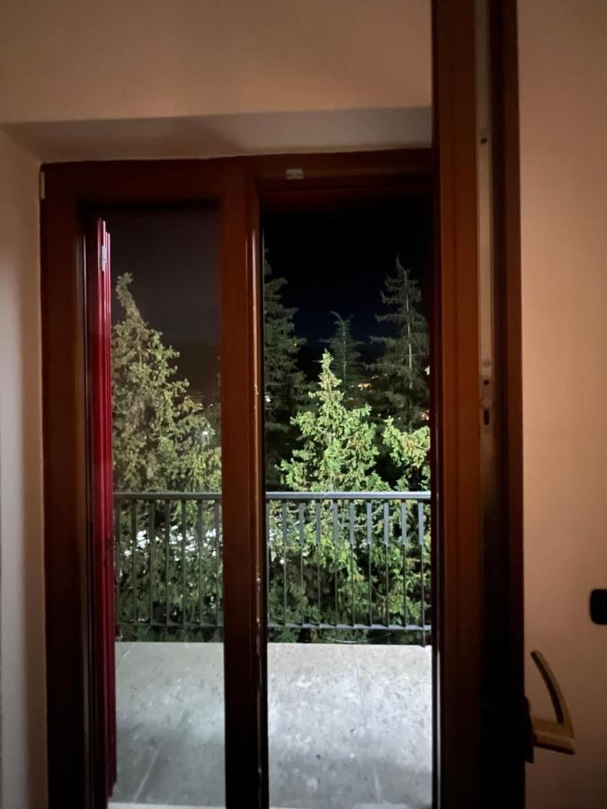 Marta'S Apartment Рокказаро Экстерьер фото
