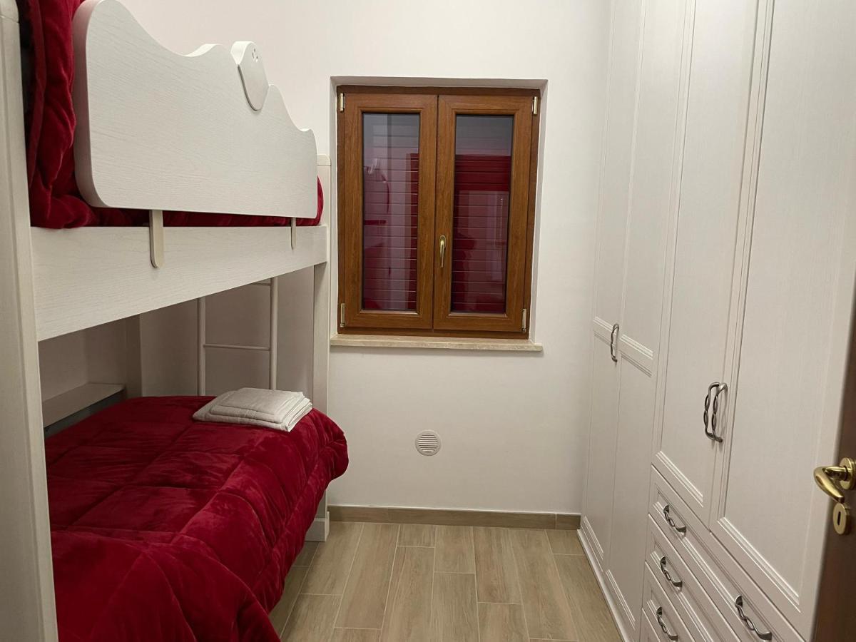 Marta'S Apartment Рокказаро Экстерьер фото